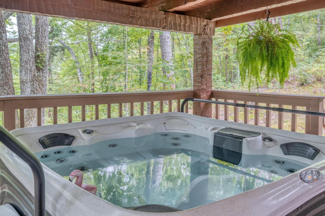 The Dudley Cabins By Avantstay Sevierville Exterior photo